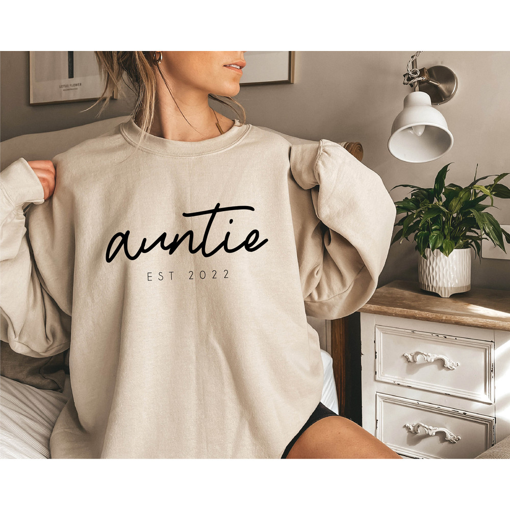 Personalized Auntie Sweatshirt , Auntie Sweater, Funny Aunt Hoodie, Aunt Sweatshirt, Birthday Gift Aunt, Sister Shirts.jpg