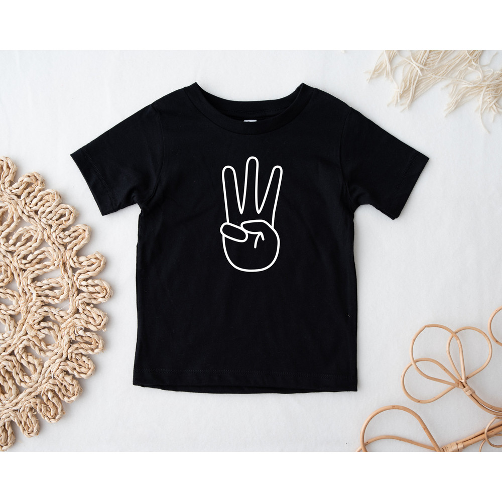 3rd Birthday Hand with Three Fingers T-Shirts for Toddler Girls and Boys Birthday Shirt Girl or Boy, Third Birthday, Outfit Third.jpg