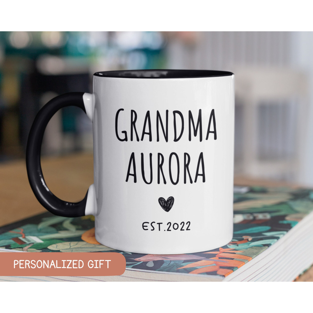 Custom Gift for Grandma, Pregnancy Announcement, New Grandma Mug, Name Grandma Mug, New Grandma Gift, Baby Shower Gift.jpg