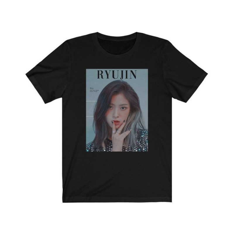 Ryujin Itzy Shirt, Itzy Graphic Tshirt, Ryujin Itzy Kpop Shirt, Magazine Cover Aesthetic Kpop Shirt.jpg