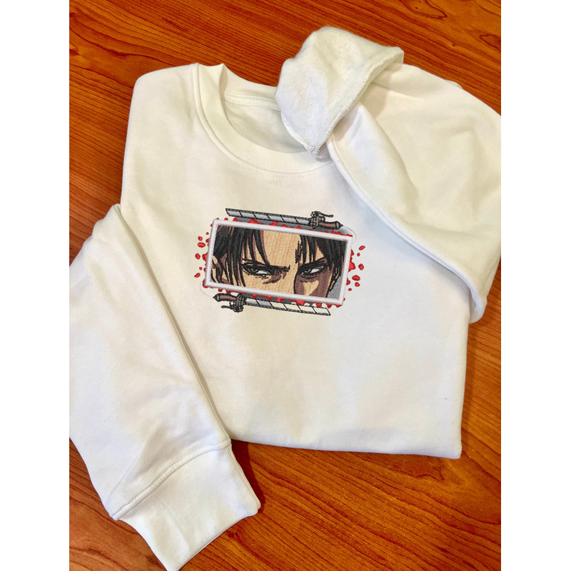 LEVI SWORDS FRAME ANIME Embroidered Sweat8.jpg