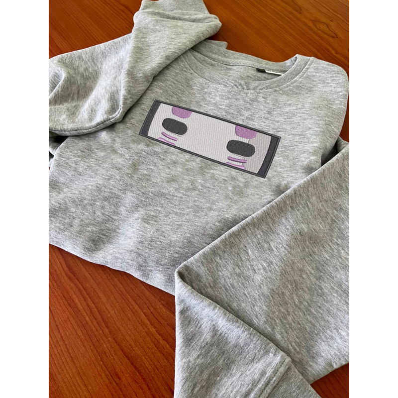 NO FACE EYES FRAME ANIME Embroidered Sweat4.jpg
