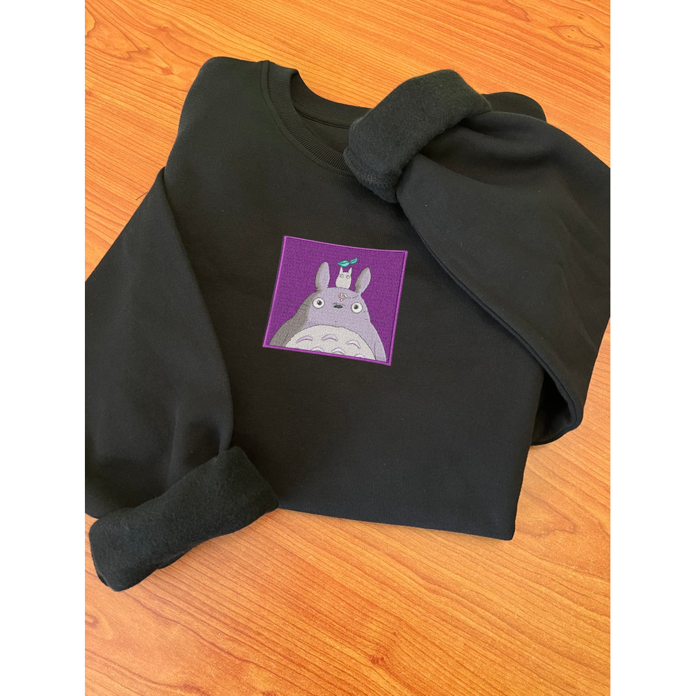 TOTORO FRAME ANIME Embroidered Sweat8.jpg
