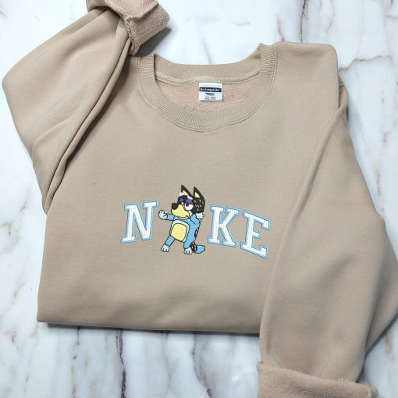 Bluey Bandit Chilli Couple Embroidered Sweatshirt08.jpg