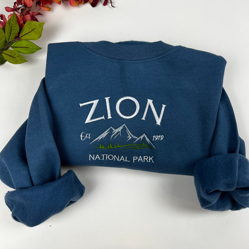 Zion National Park Embroidered Sweatshirt Inspired Crewneck Sweatshirt Christmas Xmas.jpg