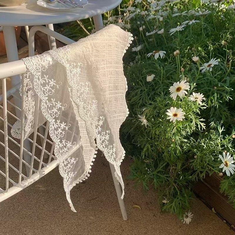 French Chic Alice White Lace Triangle Hair Wrap, Elegant Fashion Accessory for Women