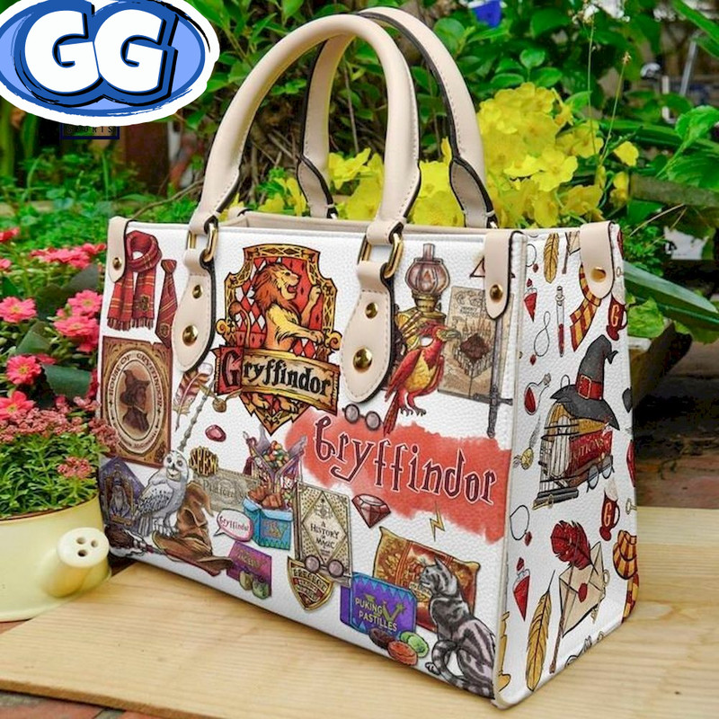 Harry Potter Gryffindor Leather Bag.jpg