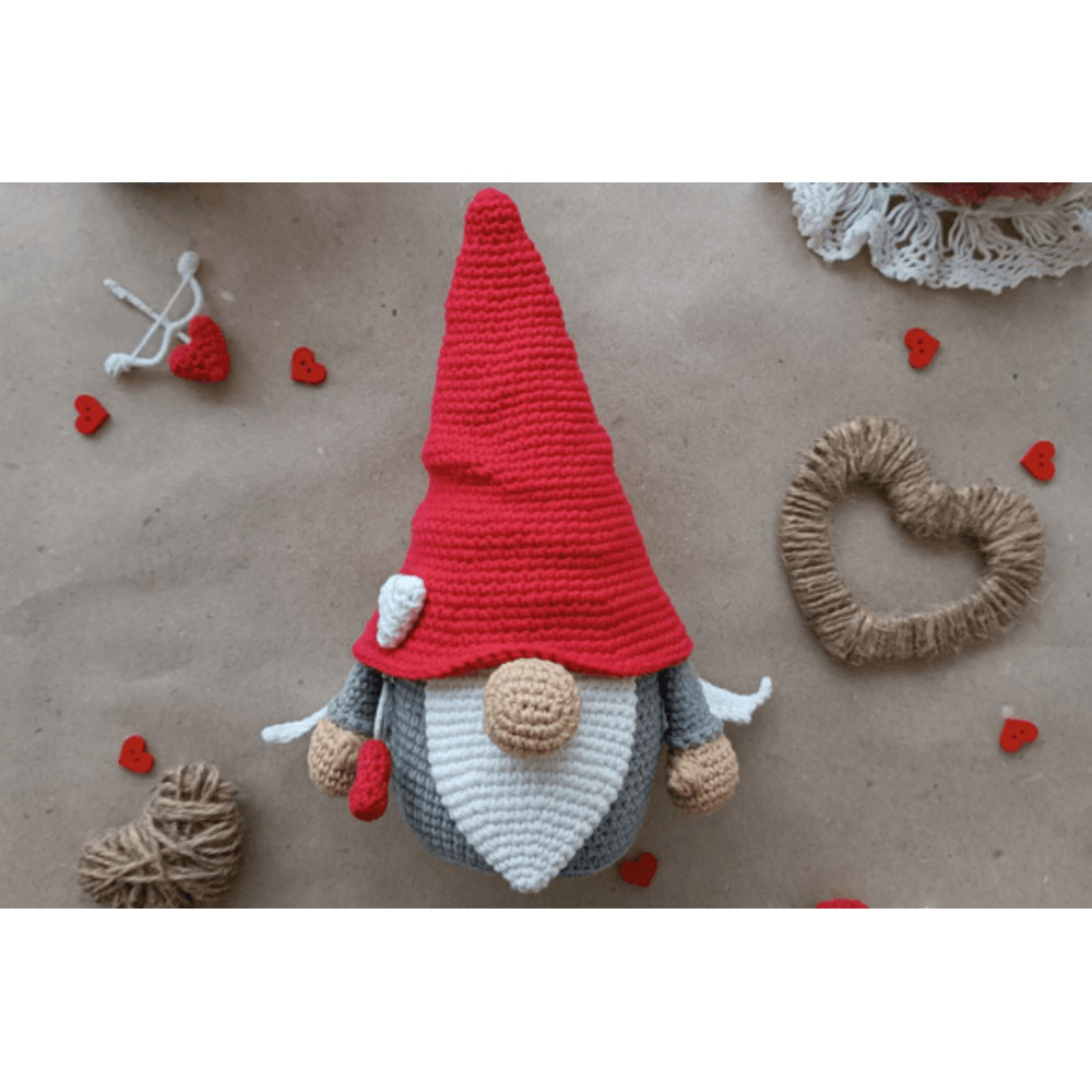 Crochet-Pattern-Valentine-Cupid-Gnome-Graphics-88885802-1-1-580x386.png