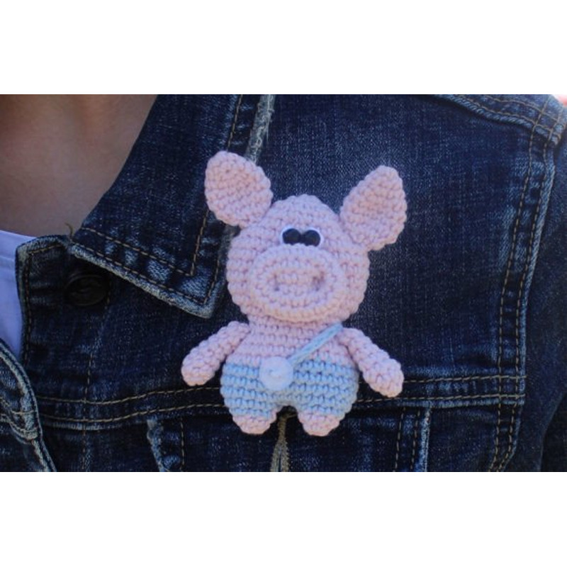 Pig-crochet-pattern-Amigurumi-pattern-Graphics-86552605-580x387.jpg