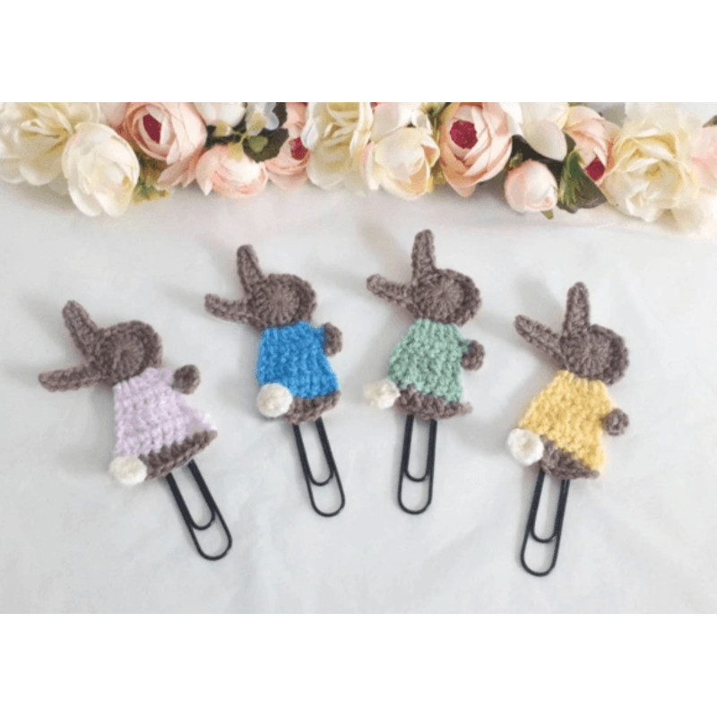 Crochet-Bunny-Bookmark-Pattern-Graphics-82380704-1-1-580x414.png
