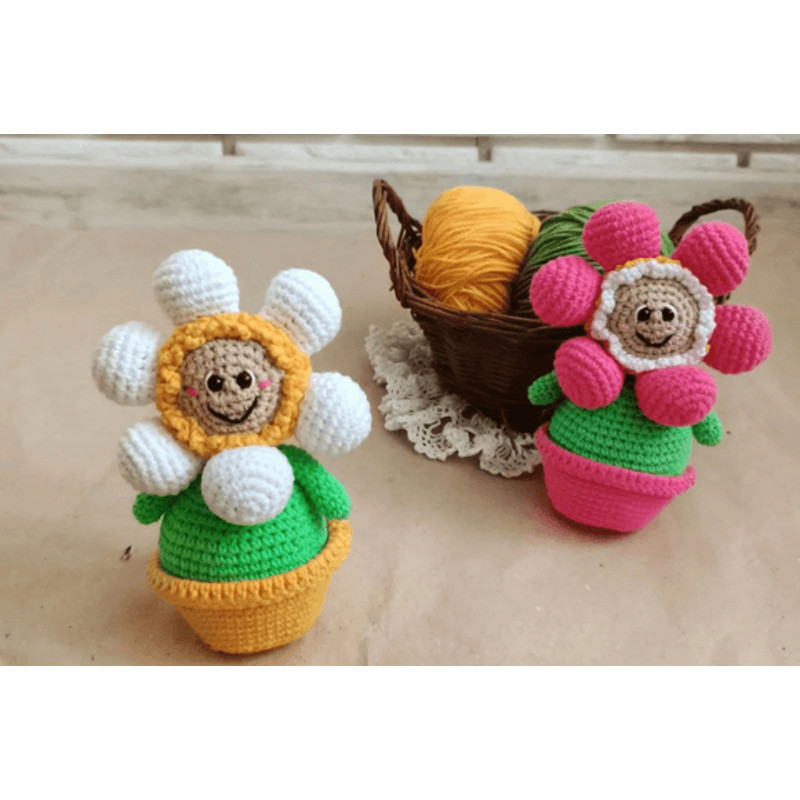 Crochet-Pattern-Flower-in-a-Pot-Graphics-90010663-2-580x386.png