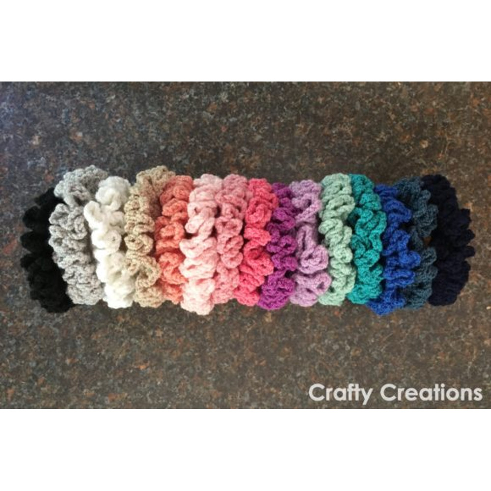Ruffle-Scrunchie-Graphics-23676285-2-580x387.jpg