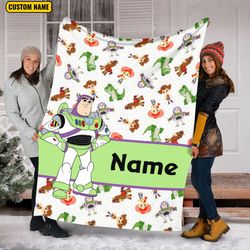 custom name disney buzz lightyear blanket, toy story blanket, disney t