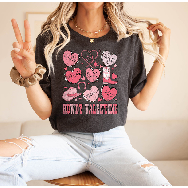 Howdy Valentine Gift, Western Valentines Shirt, Cowgirl Valentines Shirt, Valentine Hearts, Retro Valentines Sweatshirt, Valentine Day Shirt.jpg