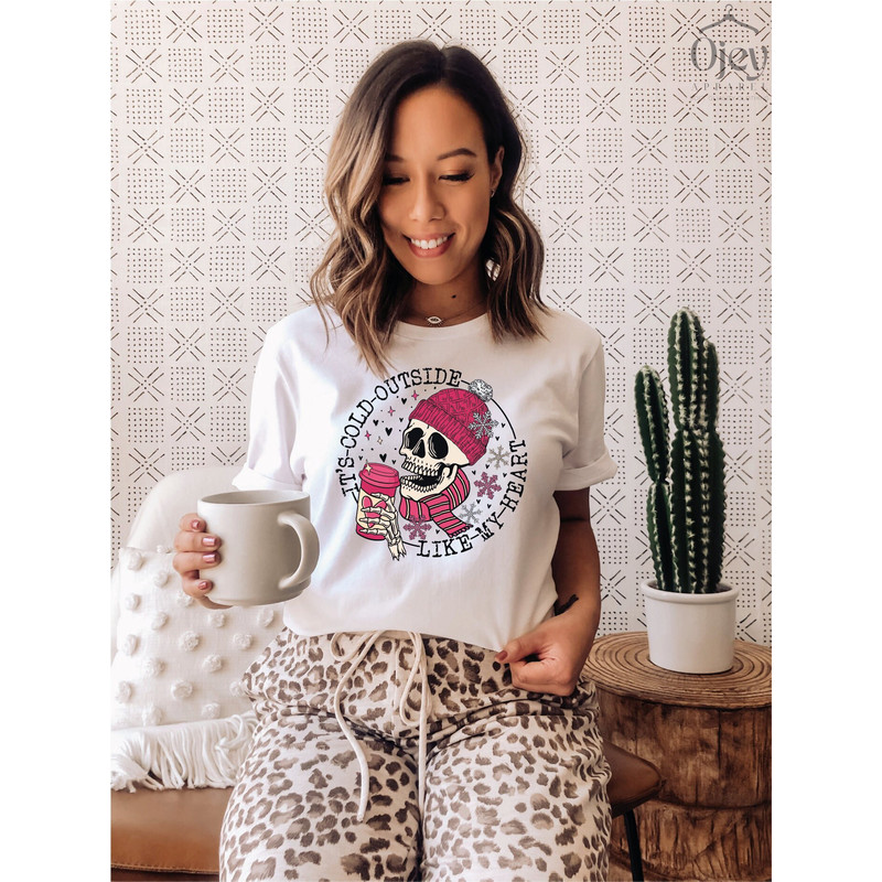 Funny Valentine Day Shirt, Sarcastic Valentine Shirts, It's Cold Outside Like My Heart Shirt, Sarcastic Galentine Shirt, Valentines Day Gift.jpg