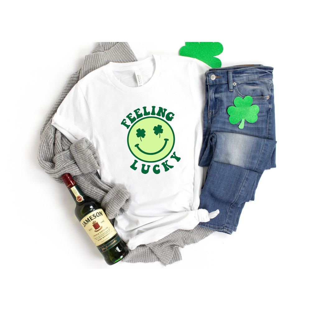 Feeling Lucky Smile T-shirt, St. Patrick's Day Shirts For WomenMen, Lucky Shamrock Shirt, Luck of the Irish, Clover Tees, Green Day Shirt.jpg