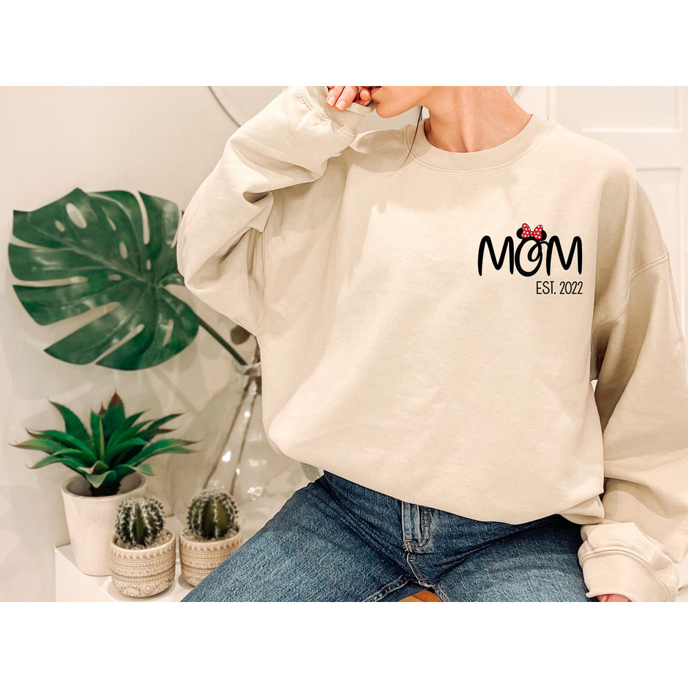 Custom Mom Shirt, Mama sweatshirt, Disney Mom Shirt, Gift for Mama, Mothers Day Gift, Mothers Day Shirt, Mama Shirt, Custom Mama Shirt.jpg