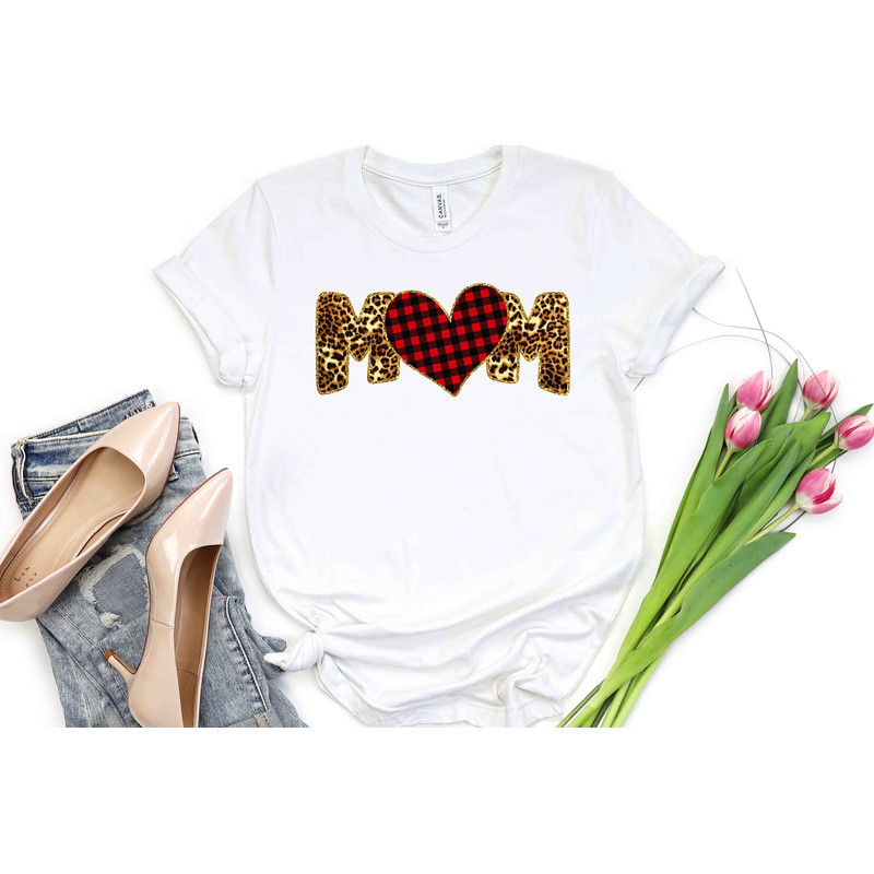 Mama Shirt, Mama Heart Shirt, Mothers Day Gift, Custom Shirt for Mothers, Mom Tshirt, Mommy Tee, Mom Personalization Gift, New Mommy Gift.jpg