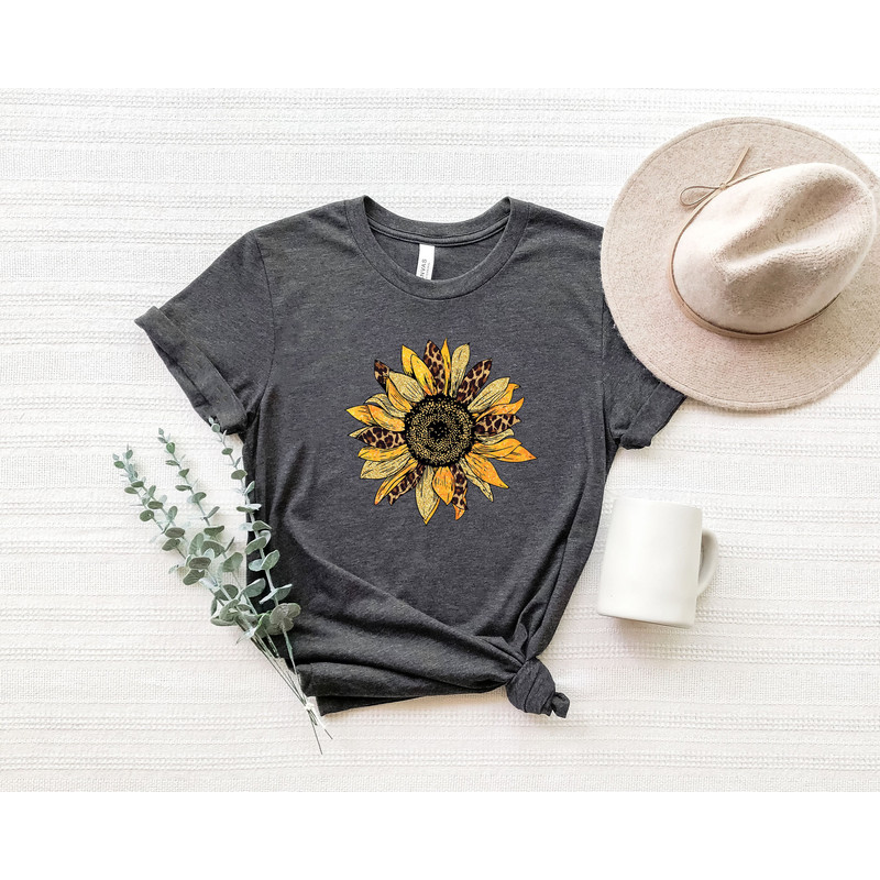 Sunflower Shirt, Sunflowers Shirt For Women, Womens Sunflowers Shirt,Flower Shirt,Sunflowers Shirt For Mom,Gift For Her,Shirt.jpg