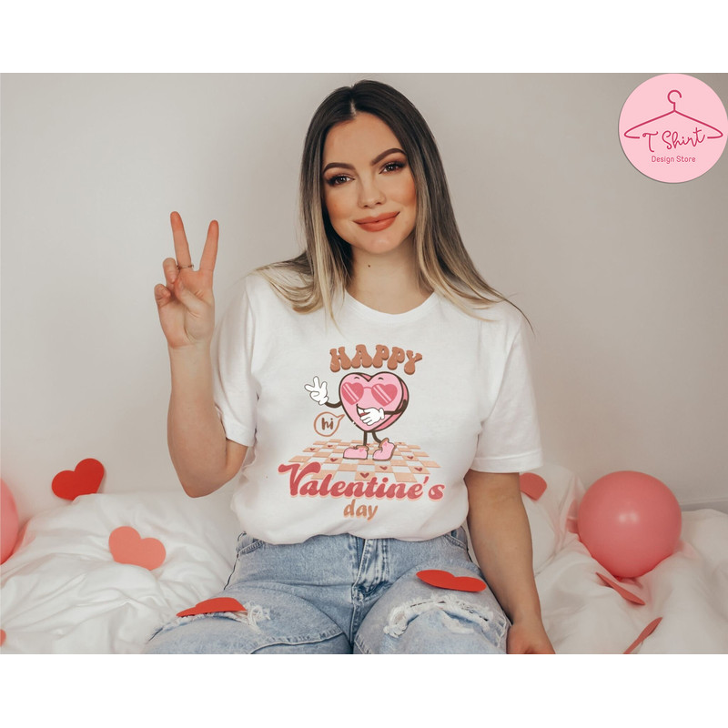 Retro Valentines Day Shirt, Happy Valentine's Day Retro Shirt, Valentines Day Shirts For Woman, Valentines Day Gift, Valentines Cute Gift.jpg