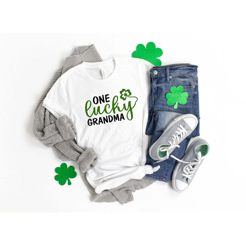 One Lucky Grandma Shirt, Grandma Shirt, St Patricks Day, St Patrick's Day, Grandma To Be, New Grandma Shirt, Gift for Grandma, Shamrock Tee.jpg