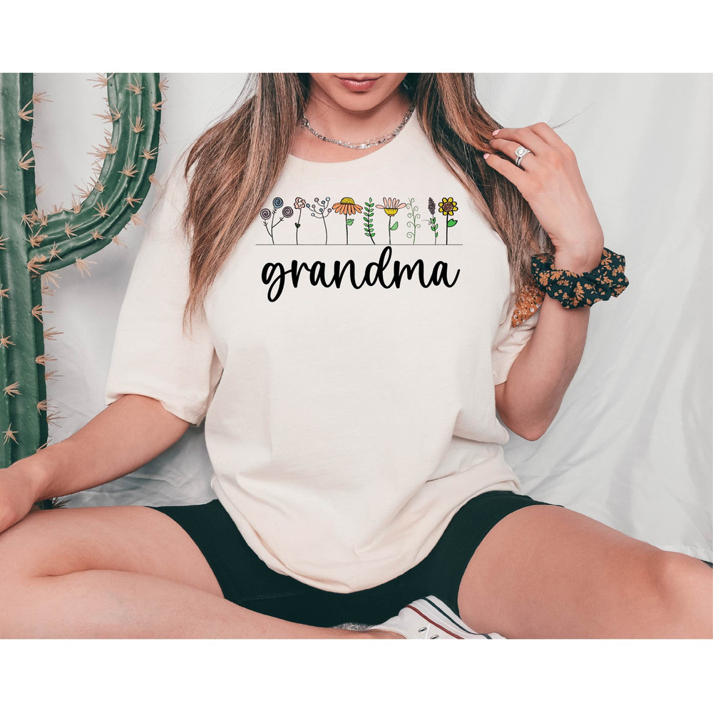 Grandma Shirt, Grandma Flowers Tshirt, Mother's Day Grandma Gift Tee, Cute Grandma Tshirt.jpg