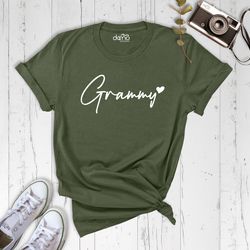 grammy heart shirt, grammy t-shirts, grandma shirts, cute heart grammy t-shirt, mothers day grammy shirt, best grandma s