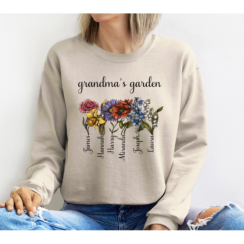 Grandma's Garden Sweatshirt, Personalized Birthflower Sweater, Family Name Pullover, Gift for Grandkids, Mothers Day Gift.jpg
