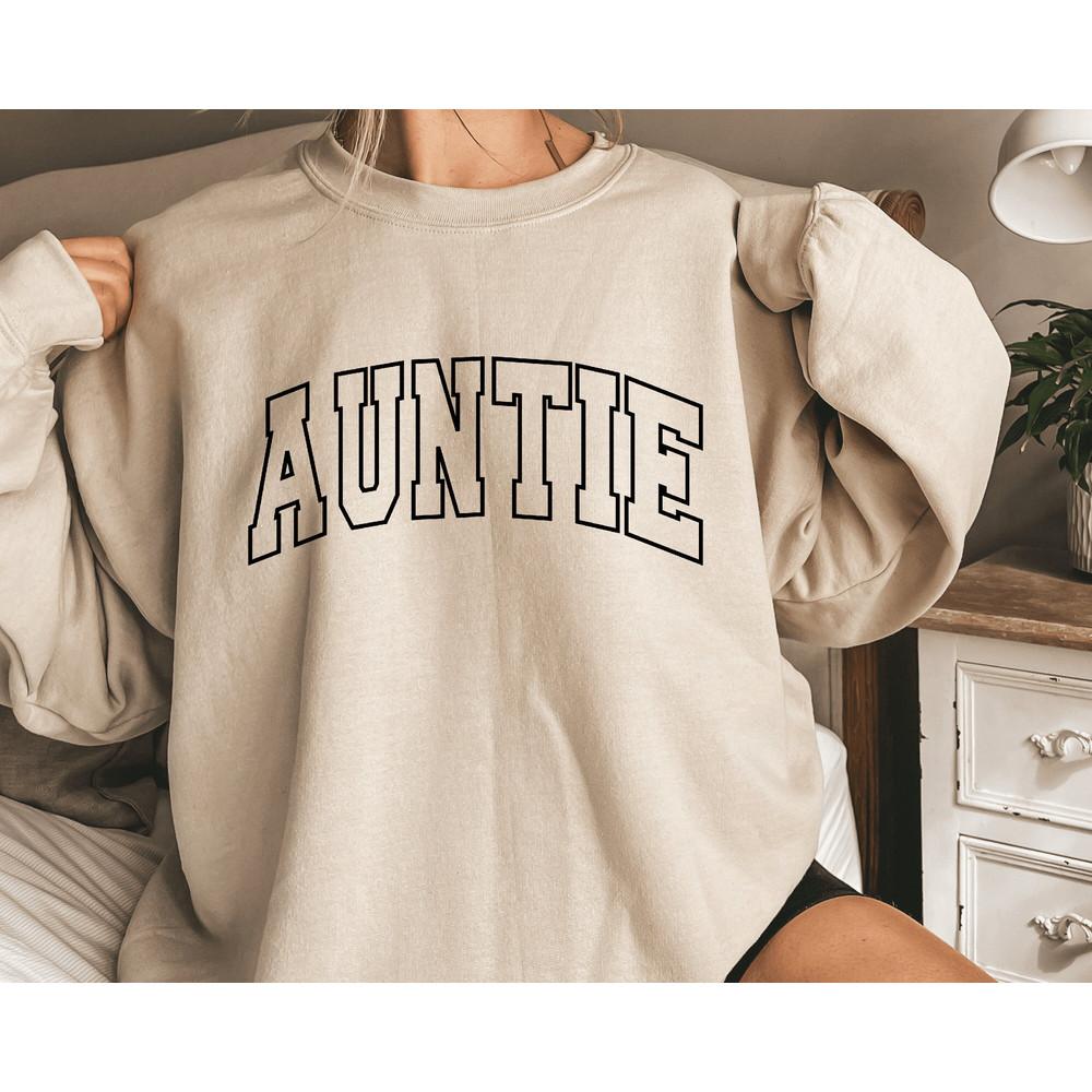 Auntie Shirt,Aunt Shirt,Auntie sweatshirt,Auntie hoodie, Pregnancy announcement, Gift for Aunt, Pregnancy reveal to Aunt, Cool Aunt Shirt.jpg
