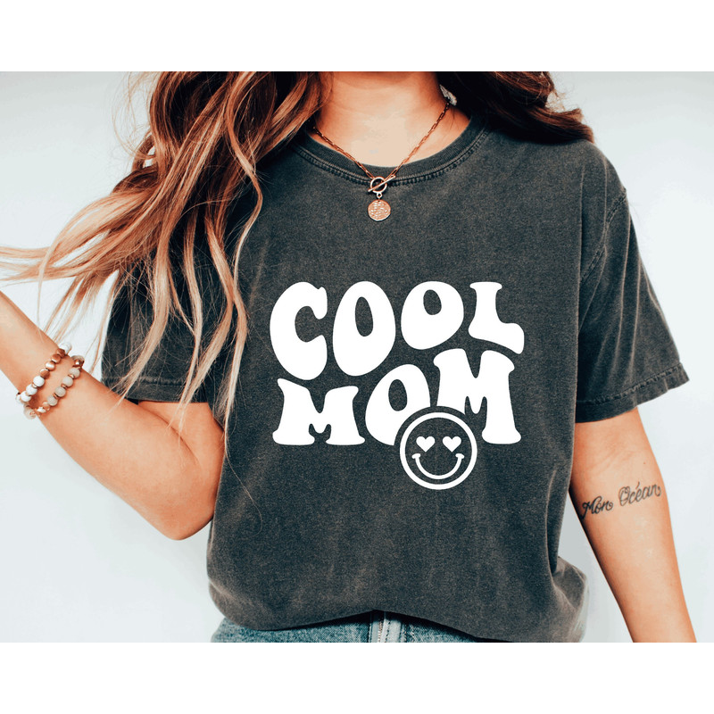 Comfort Colors Mom Shirt,Retro Cool Mom shirt,others Day Gift For Her, Gift for New Mom, Shirts for Moms, New Mom Gift.jpg