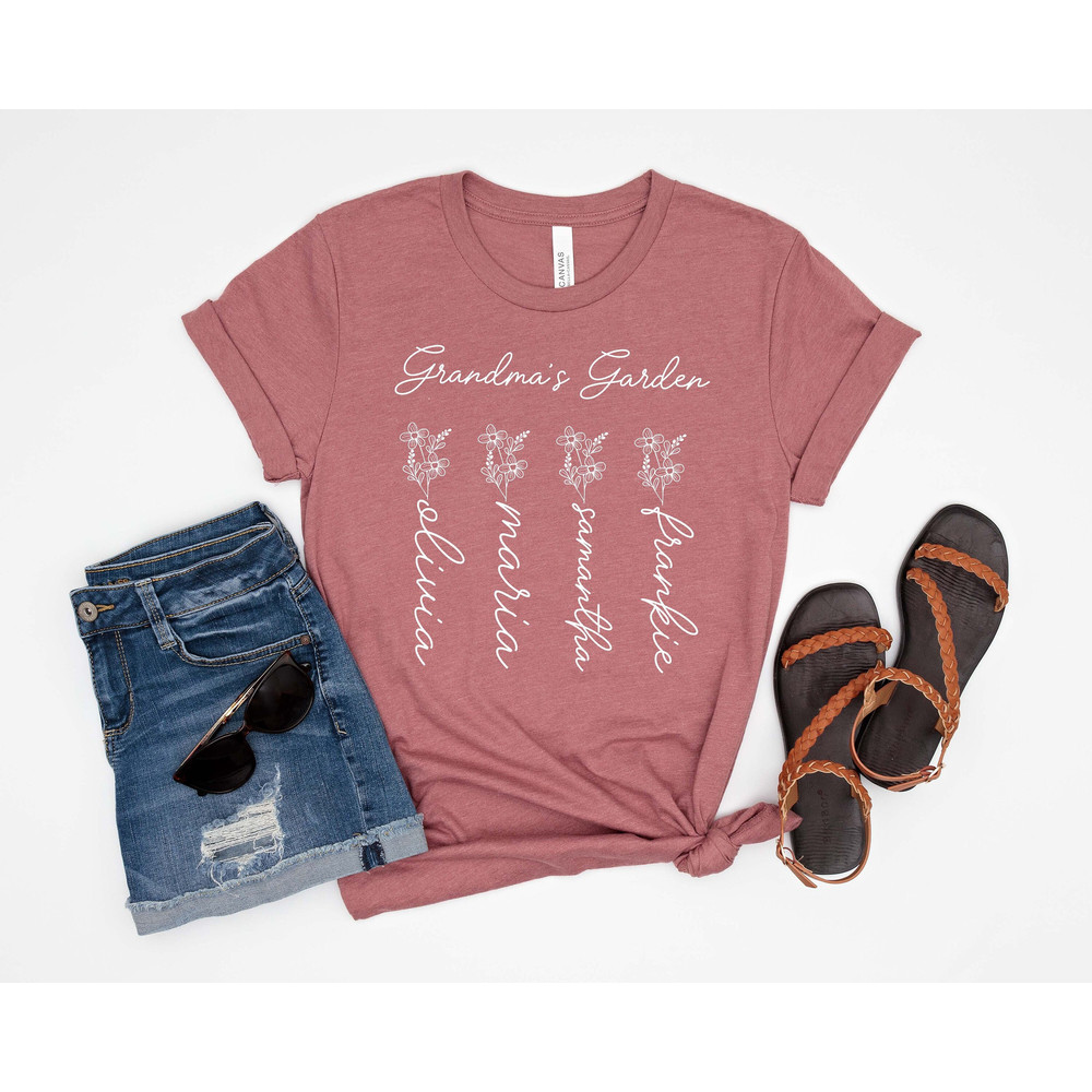 Personalized Grandma Shirt, Nana Shirt, Personalized Grandma Gift, Christmas Gift for Grandma, Customized Mother's Day Shirt, Grandchildren.jpg