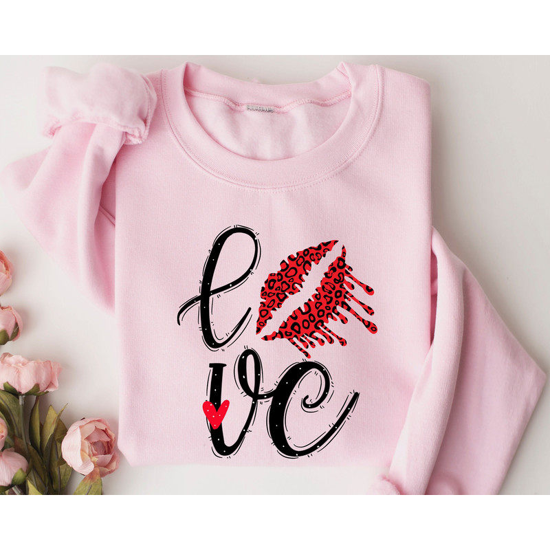 Love Valentine's Day Sweatshirt, Valentines Day Sweater, Leopard Lips Sweater Hoodie, Valentines Day Shirts for Women, Valentines Day Gift.jpg
