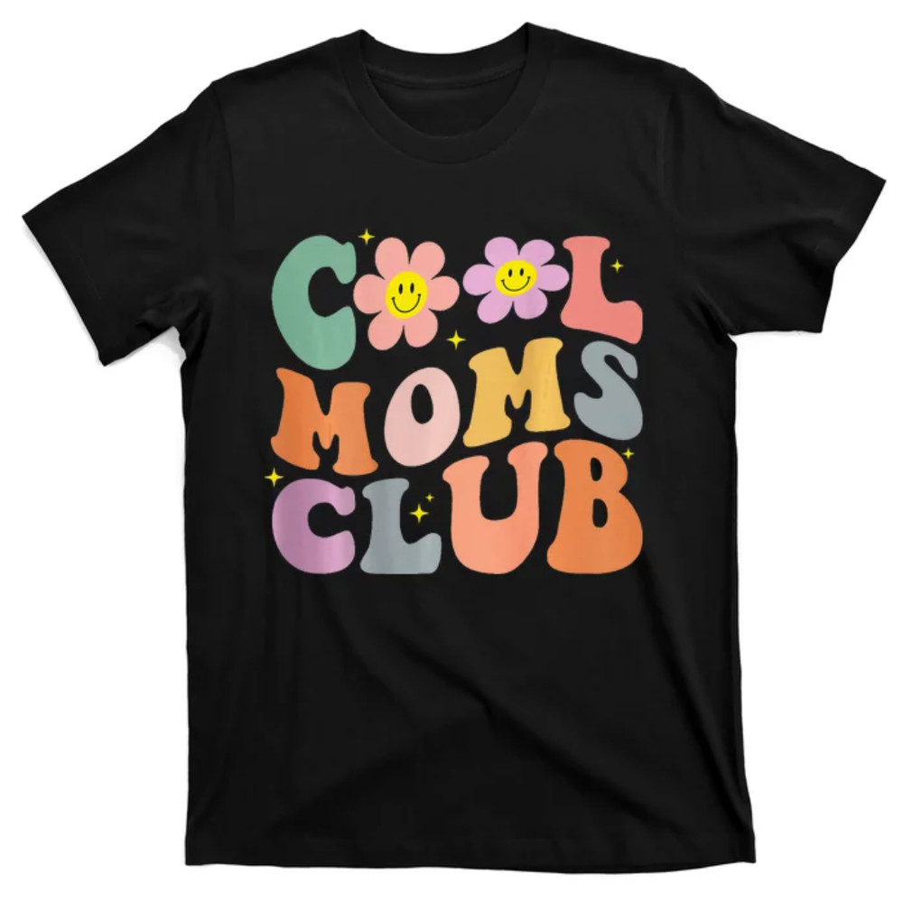TeeShirtPalace Groovy Cool Moms Club Smile Face Funny Mothers Day Wo T-Shirt.jpg