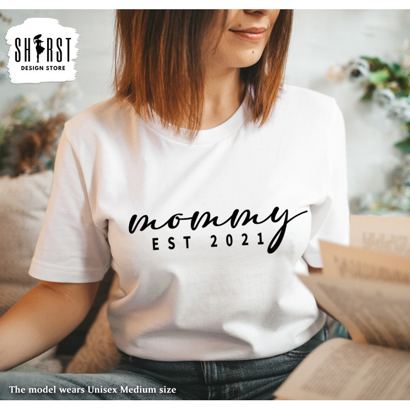 Custom Mommy Shirt, Est Shirt, Mothers Day Shirt, Shirt Gift for Mom, New Mom Shirt, Tshirt for Mom, Mama Shirt, Moms Birthday Shirt.jpg