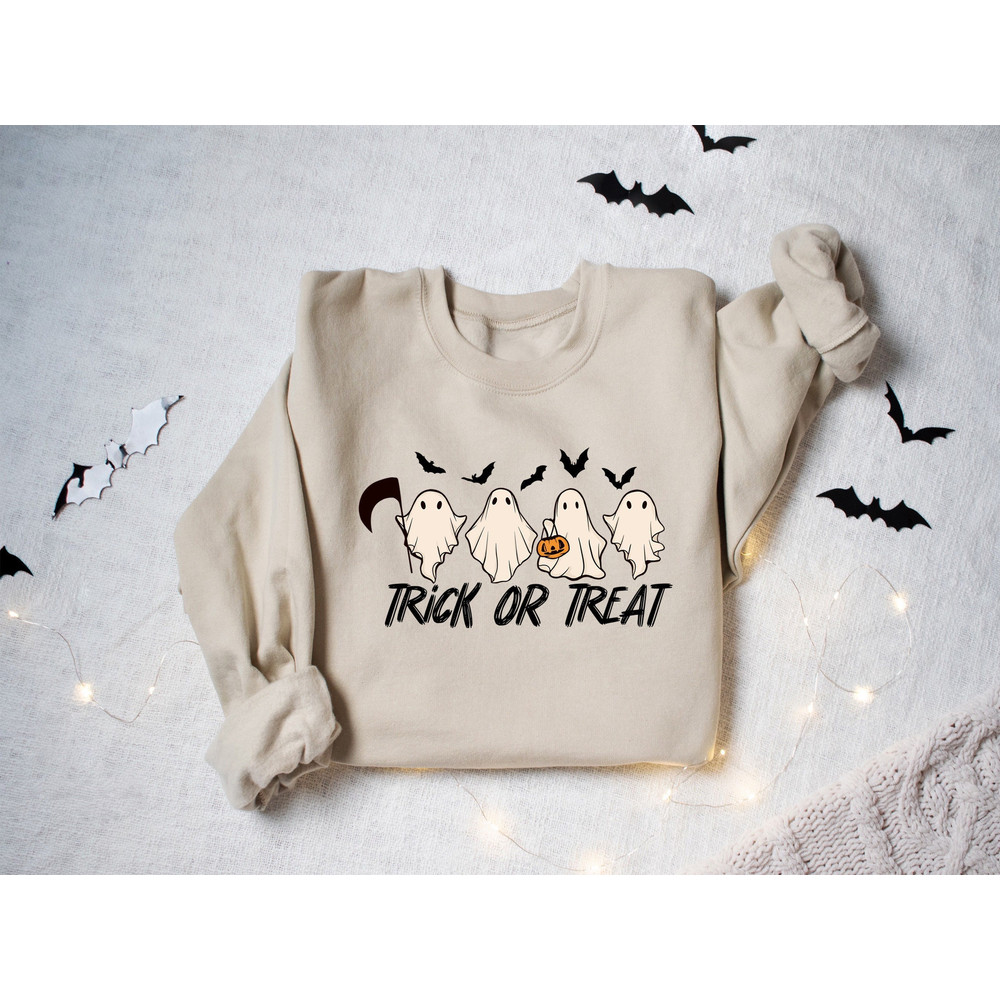 Halloween Trick or Treat Sweatshirt, Halloween Sweatshirt, Trick or Treat, Halloween Ghosts, Retro Halloween Shirt, Jack-O-Lantern,Halloween.jpg