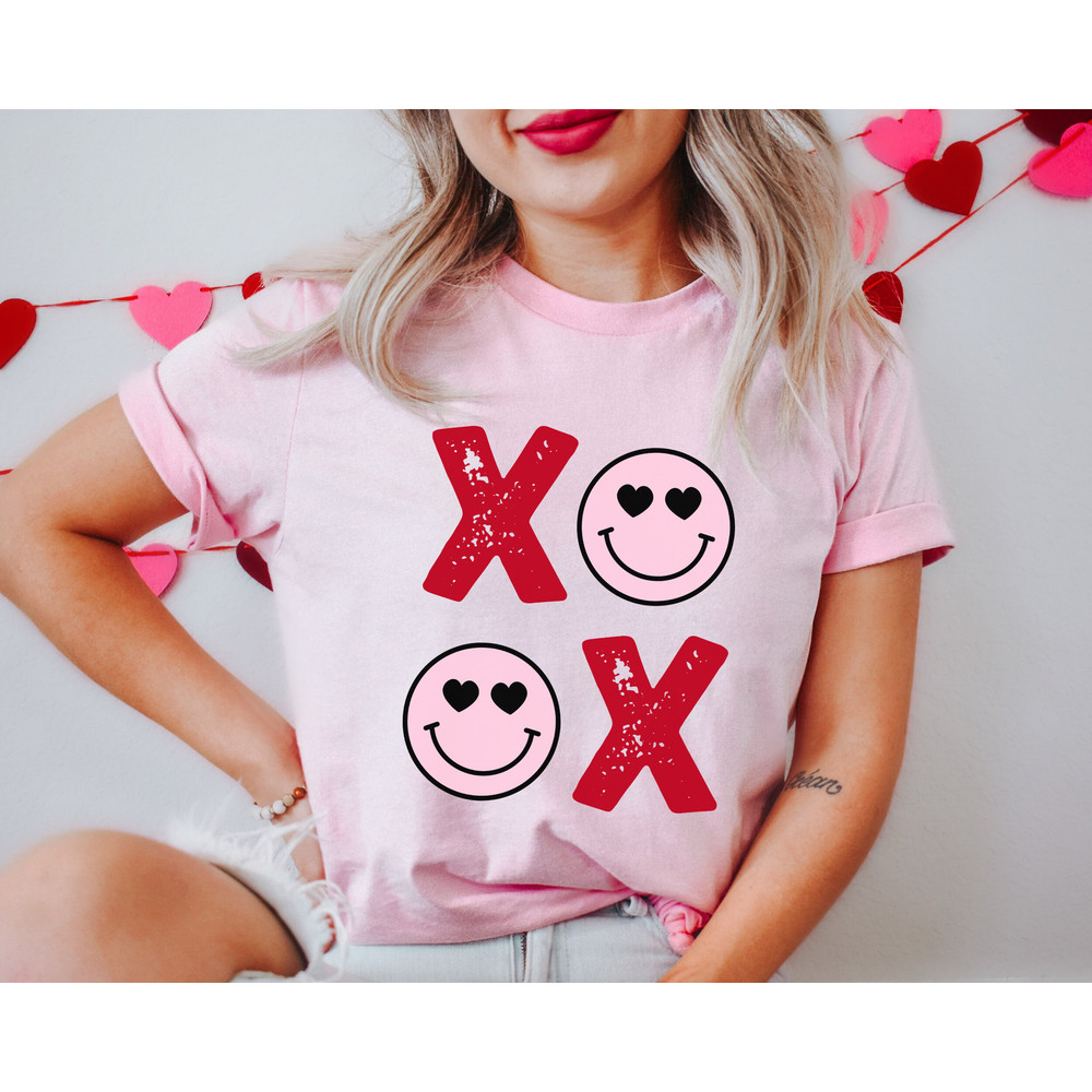 XOXO Happy Face Valentine Shirt, Valentines Day Shirt for Women, Womens Valentine's Day T-Shirt, Valentines Day Tees, Valentine Shirts.jpg