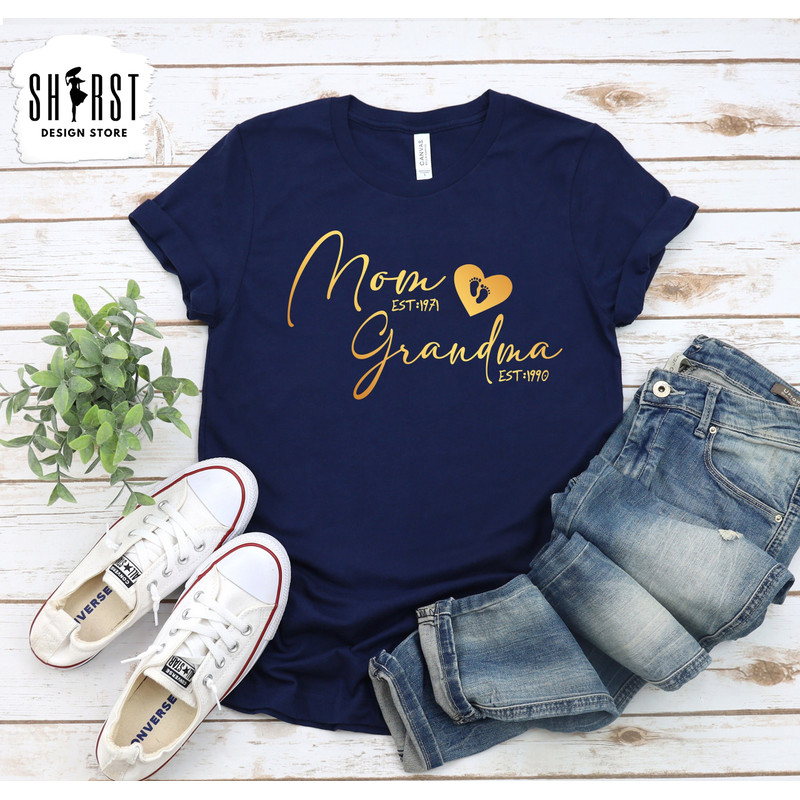 Personalized Mom Grandma Shirt, New Grandma Gift, Custom Grandmother Shirt, New Grandmother Shirt, Mothers Day Shirt, Mimi Shirt, Mom Shirt.jpg