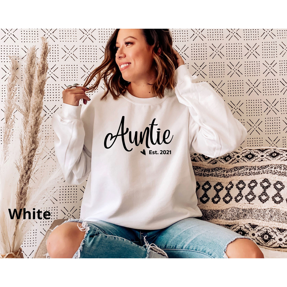 Auntie Sweatshirt, Pregnancy Reveal Auntie Sweatshirt, Auntie to be, Gift For Sister, New Auntie Gift, Gift For Auntie, Aunt Est Sweatshirt.jpg