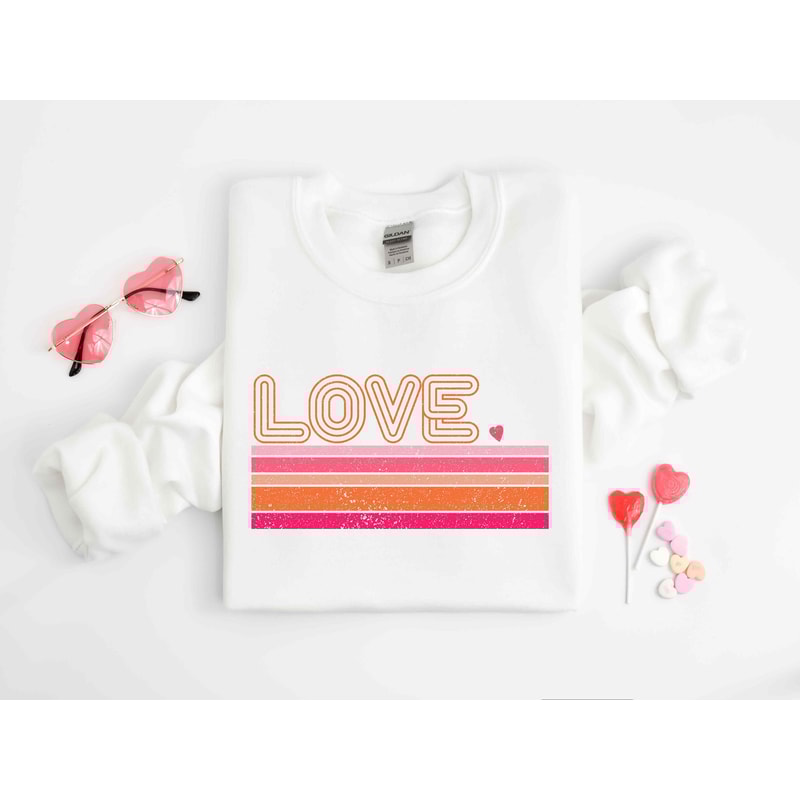 Valentines Day Love Write Shirts For Women , Lips Kiss Tee, Cute Valentine Shirt, Family Squad Christmas Mardi Gras Cat Dog.jpg