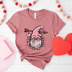 valentines day shirt gnome love arrow valentines day shirts for women, teachers valentines day shirt, cute heart t-shirt