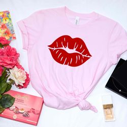 valentines day shirt, lips shirt, valentines day shirts for women, lips kiss tee, cute valentine shirt, cute valentine t