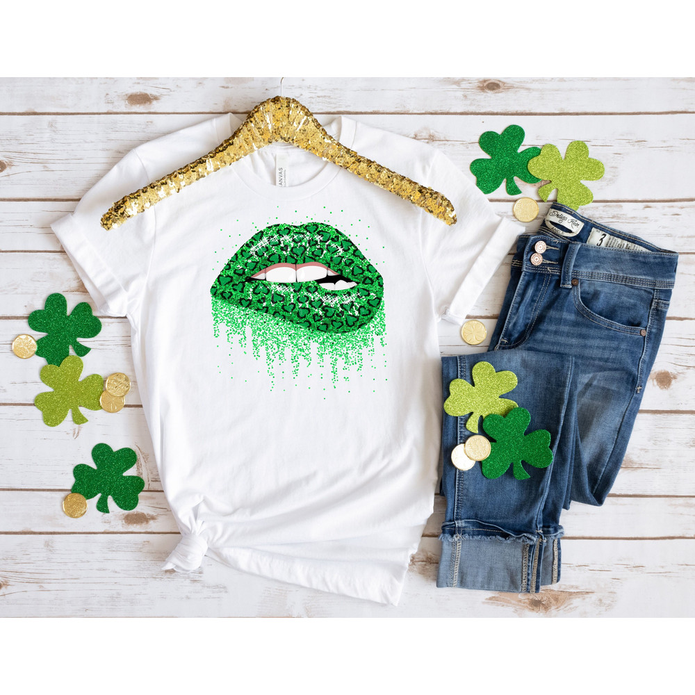 Leopard Lip T-shirt, Green Lip Shirt, Saint Patrick's Day Shirt, Leopard St. Patricks Day Lucky Shirt, Shamrock Clover Tees, St Paddys Shirt.jpg