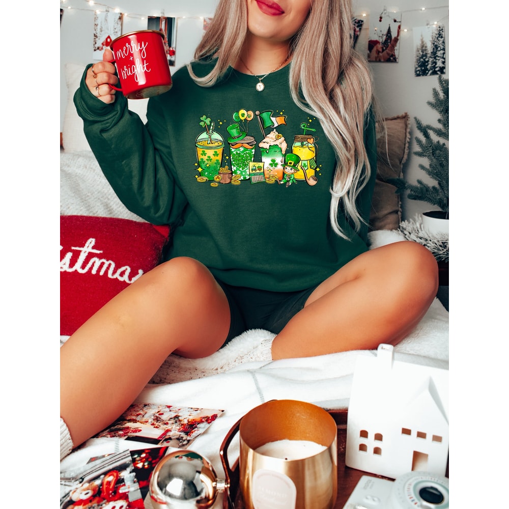 Saint patrick's Coffee shirt,Lucky latte shirt, saint patricks day, shamrock shirt, st patricks day, irish shirt, four leaf clover,.jpg