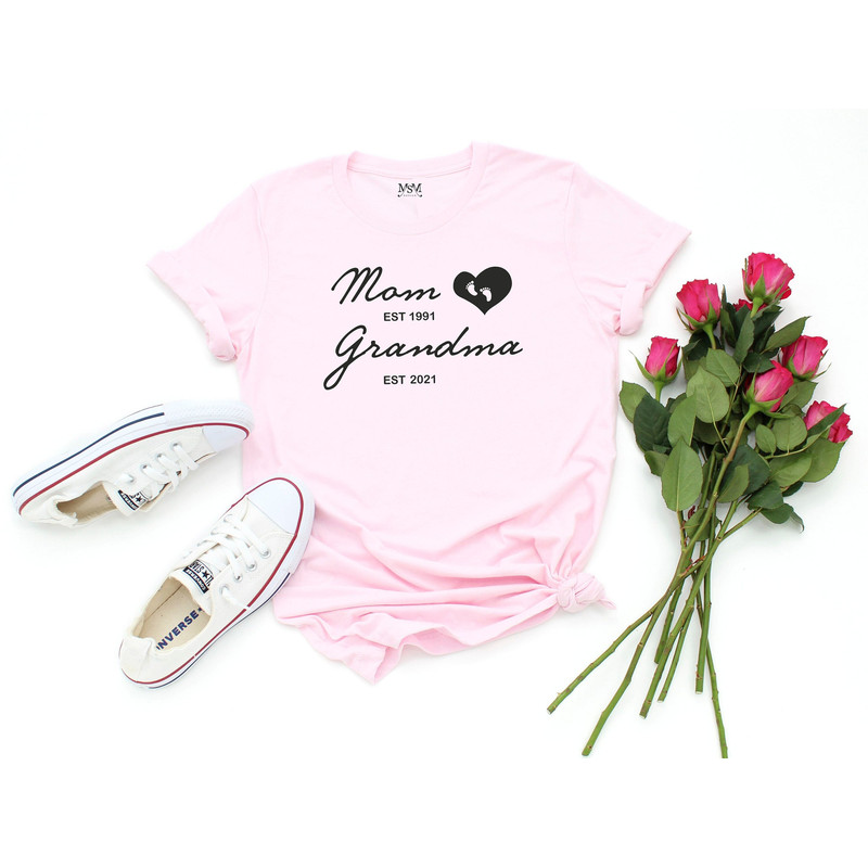 Mom Est, Grandma Est ,Custom Shirt, Mom Grandma Shirt, Mom Mimi Gigi Aunt Shirt, Grandma Shirt, Mother's Day Shirt, Gift For Her,Grandma Tee.jpg