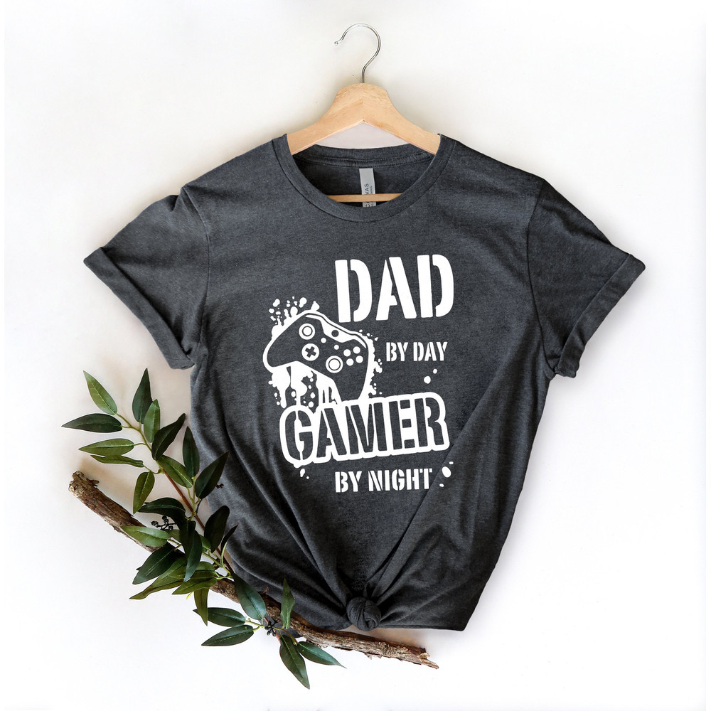 Dad By Day Gamer By Night T-Shirt , Dad Level Unlocked Gamer Shirt , Retro Gaming Gift T- shirt ,Father's Day Gift, Funny Daddy Gamer.jpg