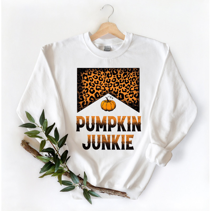 Happy Thanksgiving Shirt,Thanksgiving Vacation Shirt,Family Thanksgiving Shirt,Thanksgiving Food tee,Thanksgiving Dinner Tee,Pumpkin Junkie.jpg