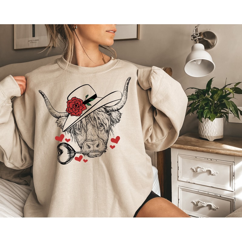 Highland Cow Valentines Day Sweatshirt,Valentines Day Sweatshirts For Woman,Heart Shirt,Cute Valentine Shirt,Valentines Day Gift,Valentines.jpg