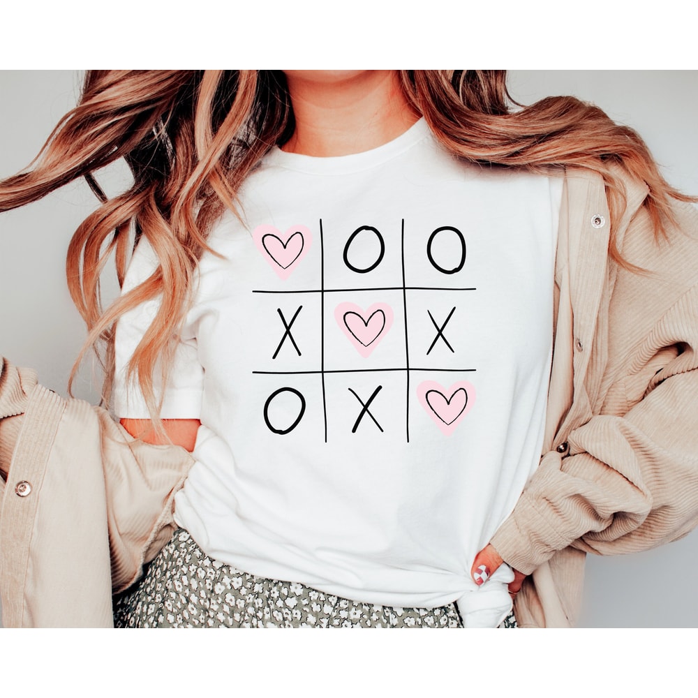 XOXO Valentine's Day Shirt, Xoxo Cute Shirt, Girlfriend Valentine Gift, Valentines Day Gift, Love Wins Shirt, Couples Gift, Gift for Her.jpg