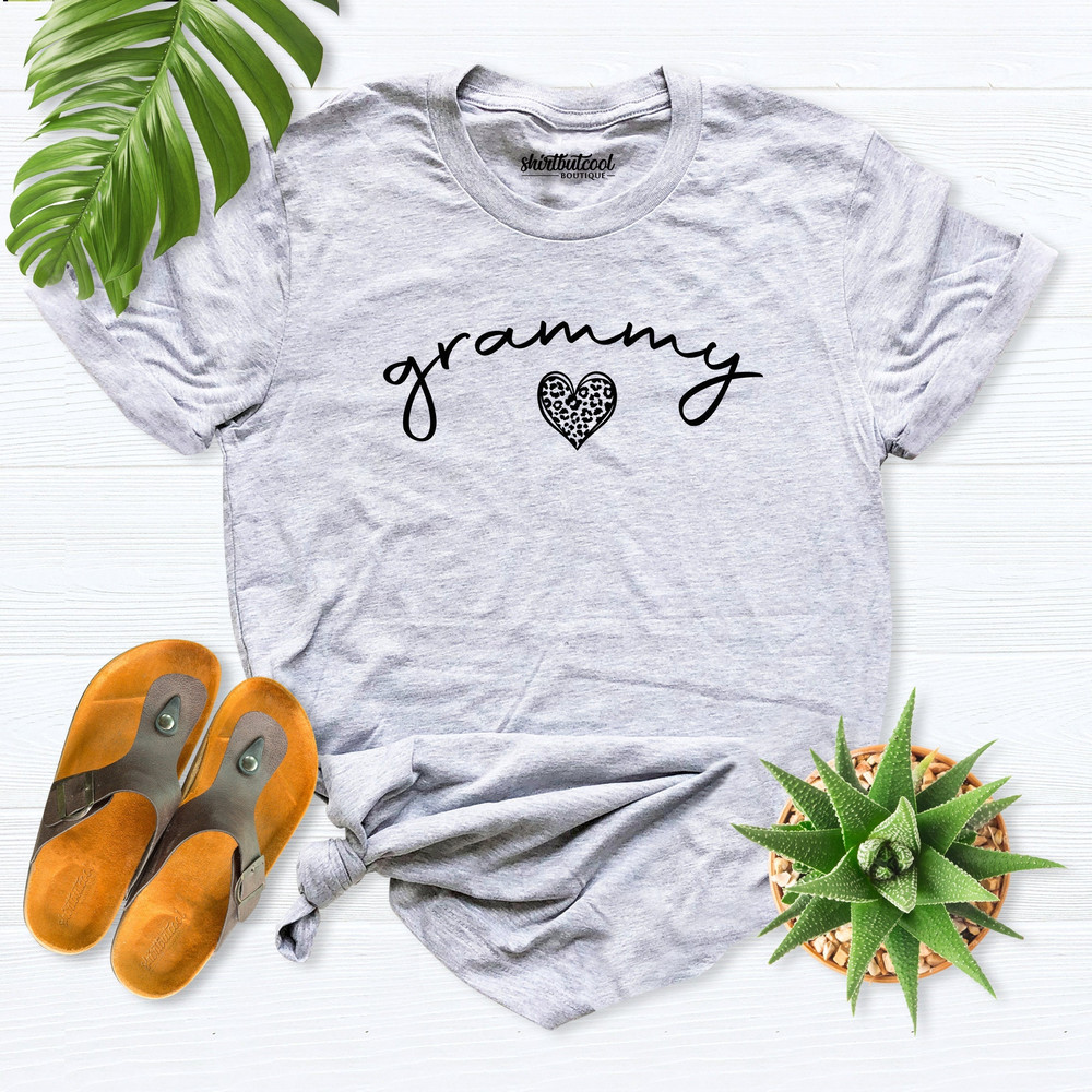 Grammy Shirt, Grandma Shirt, Mother Day shirt Gift, Grammy gift, Grandma heart Shirt, Mimi Gift, Grandma Birthday Gift, Gigi mimi nana shirt.jpg
