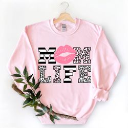 Mom Life Pink Lips Kiss Me Kissing Lips Cheetah Leopard Stripe Print Shirt,Mom Life Shirt,Mother T-Shirt,Cute Mom Gift,M